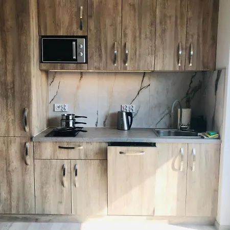 San 2 Apartment *